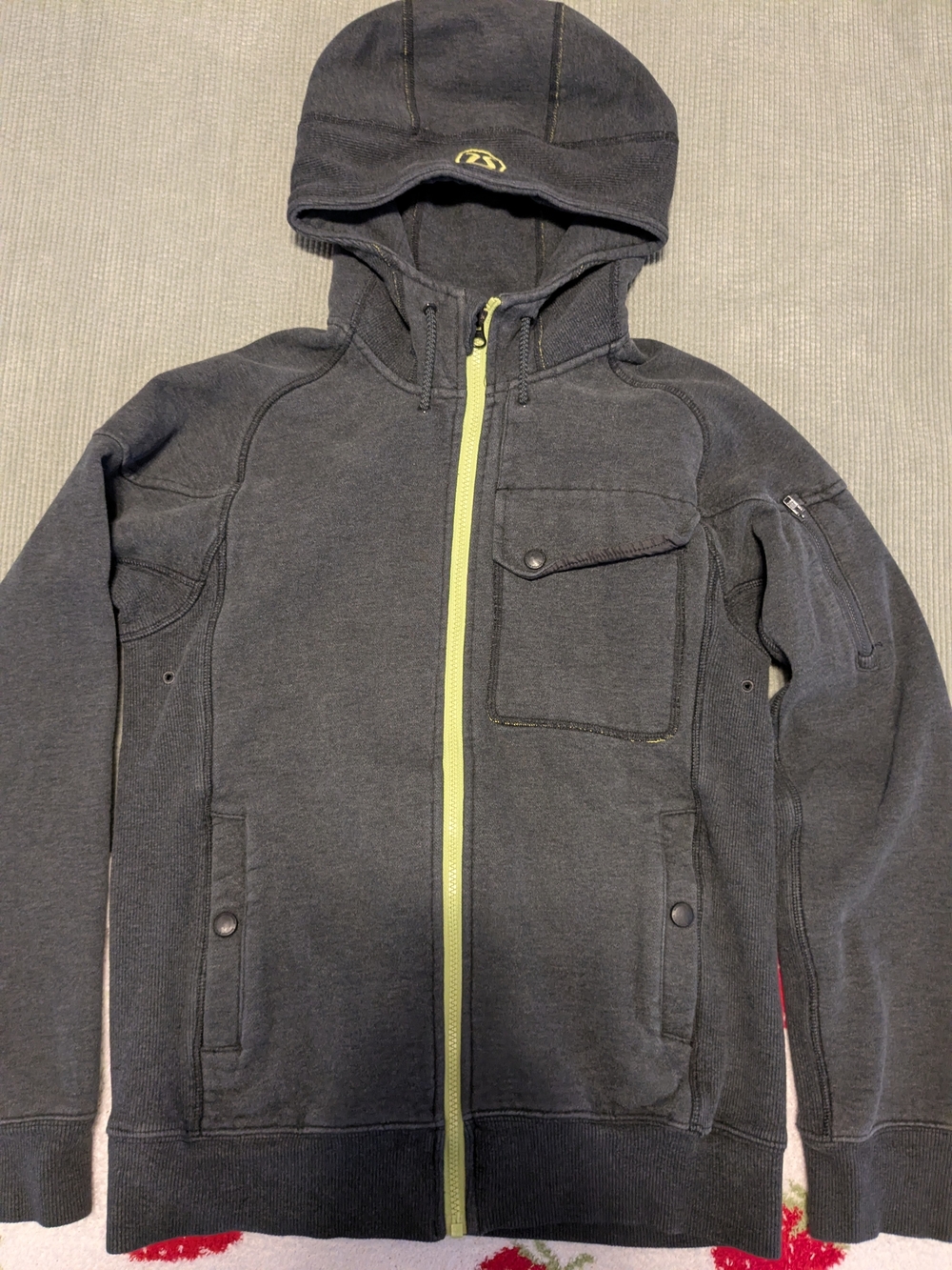 Lululemon Athletica Charcoal Hoodie with Lime Zipper Mens Vintage Heavyweight SM